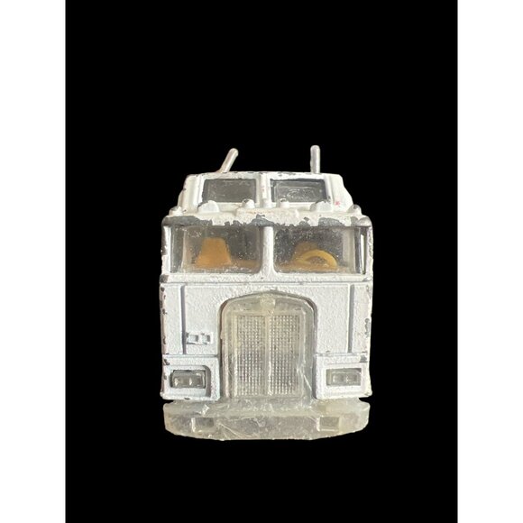 VTG Road Champs Kenworth-Aerodyne Cab Over Engine Semi Die-cast Truck 1/87 Loose - Picture 4 of 6